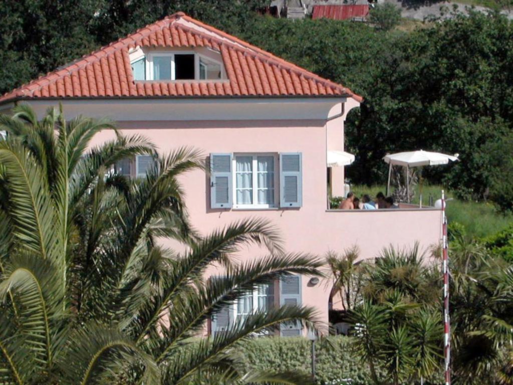 Residence Pian Dei Boschi Pietra Ligure Exterior foto